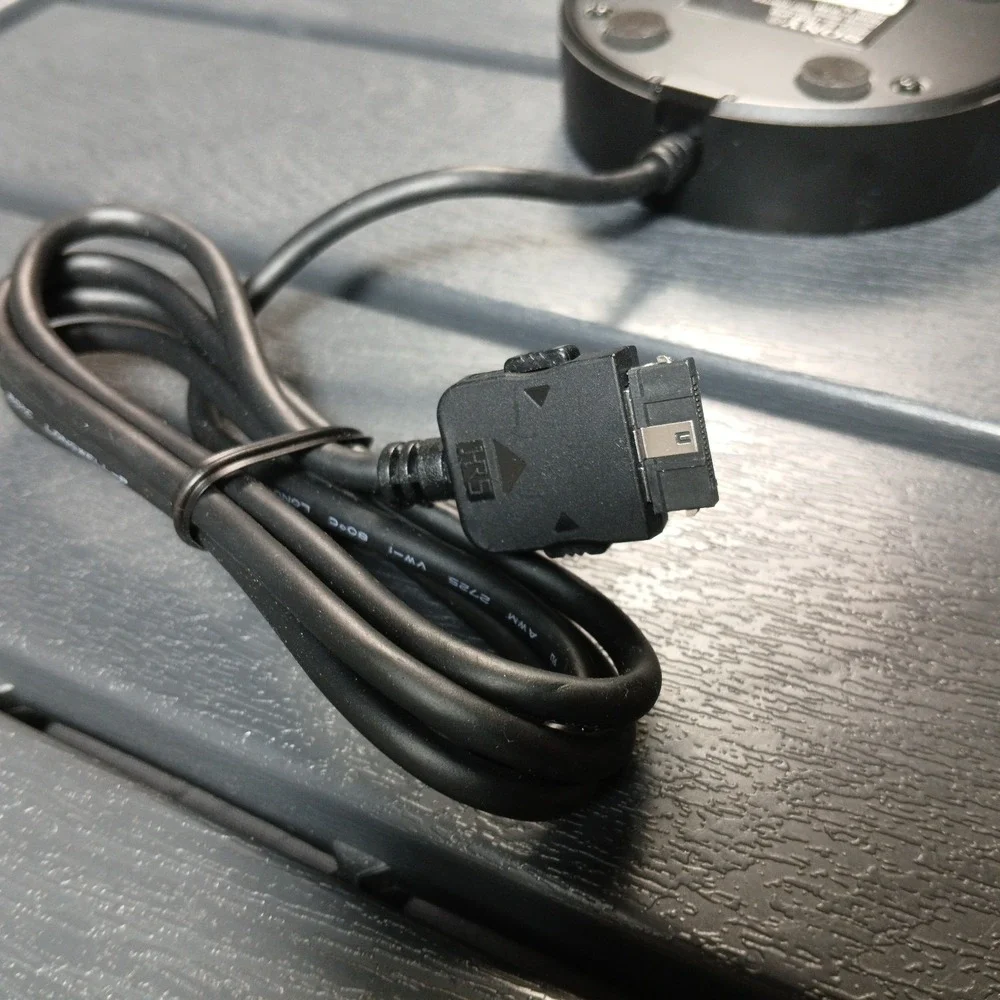 Sony Digital‎ Media Port Adapter TDM-iP10 Apple Ipod Charging Dock Station ZA